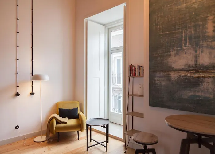 Flh Intendente Fashion Mezzanine With Balcony